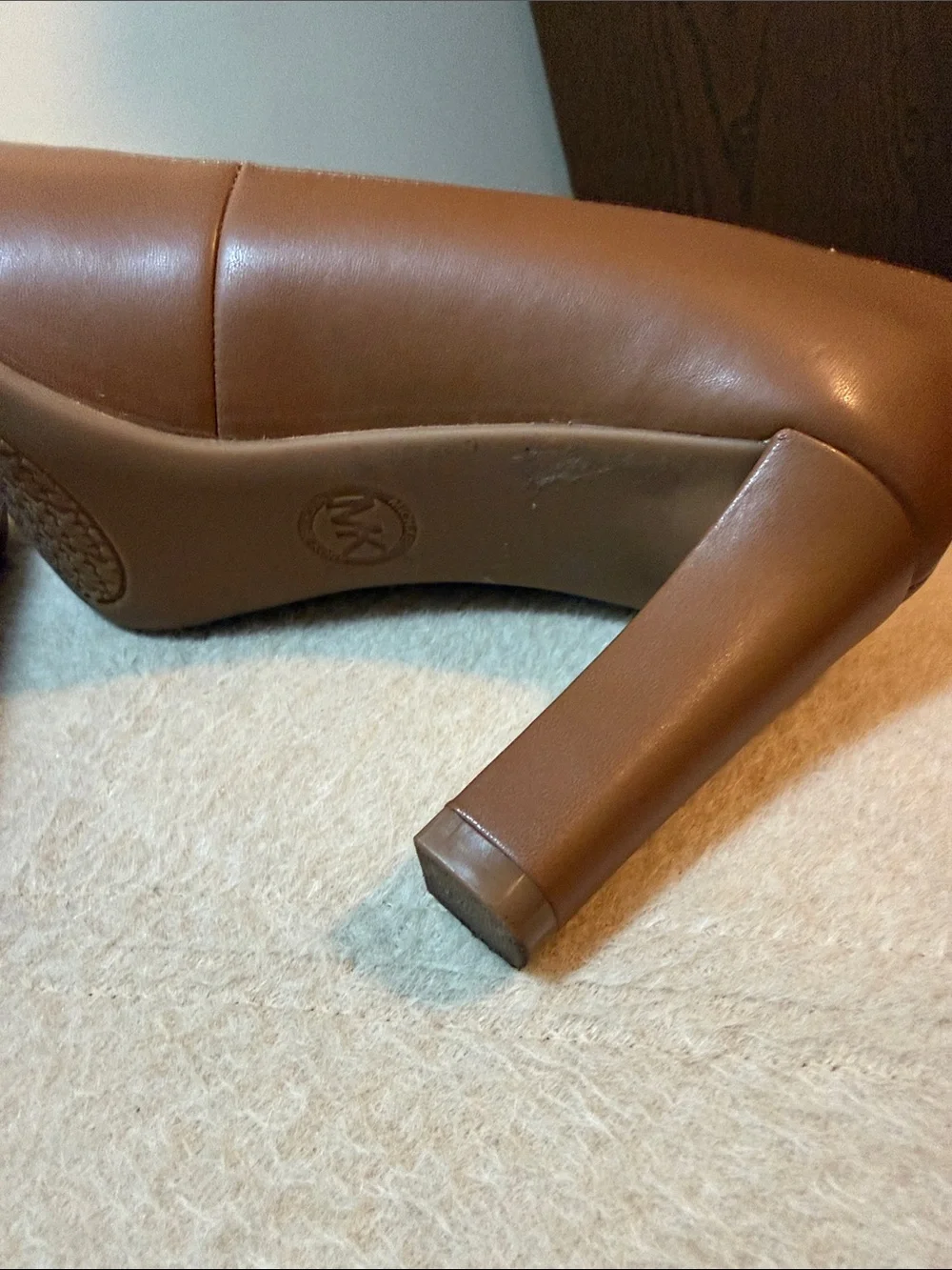 MICHAEL Michael Kors Camel Brown Pointed-Toe Block Heel Pumps excellent pre-owne